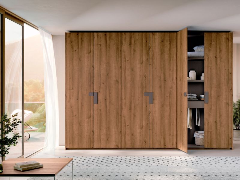 Muebles Nina / Armarios puertas batientes