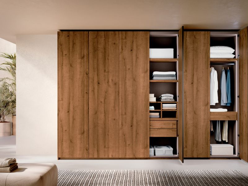 Muebles Nina / Armarios puertas batientes